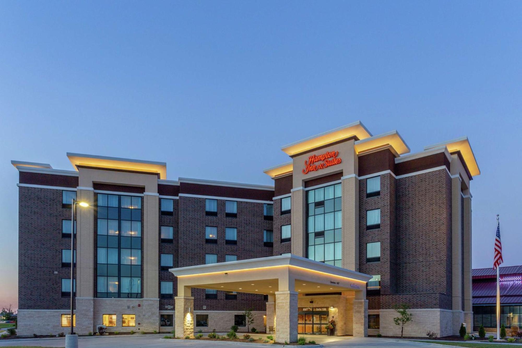 Hampton Inn & Suites Burlington Exterior foto